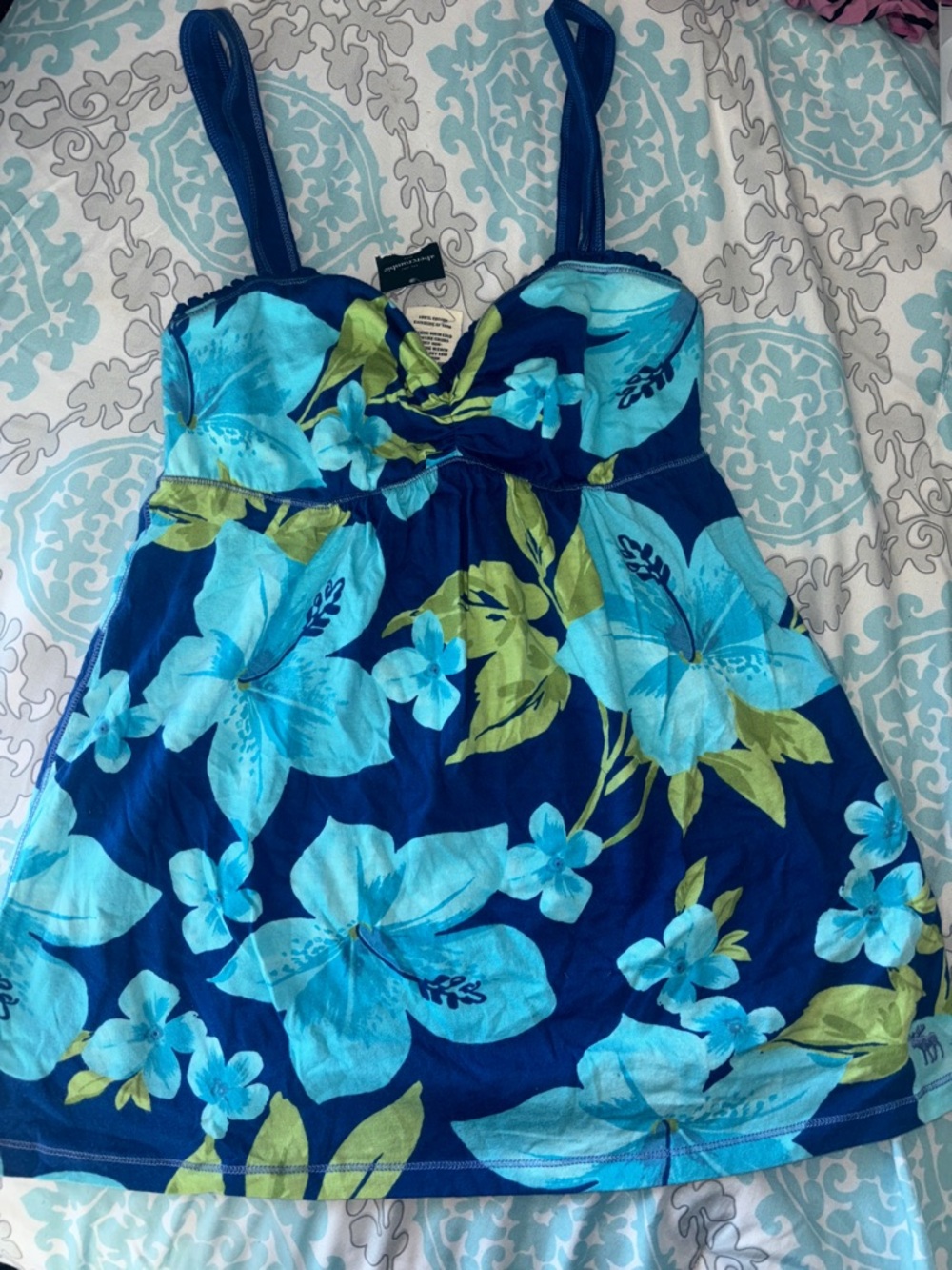 Abercrombie kids top NWT